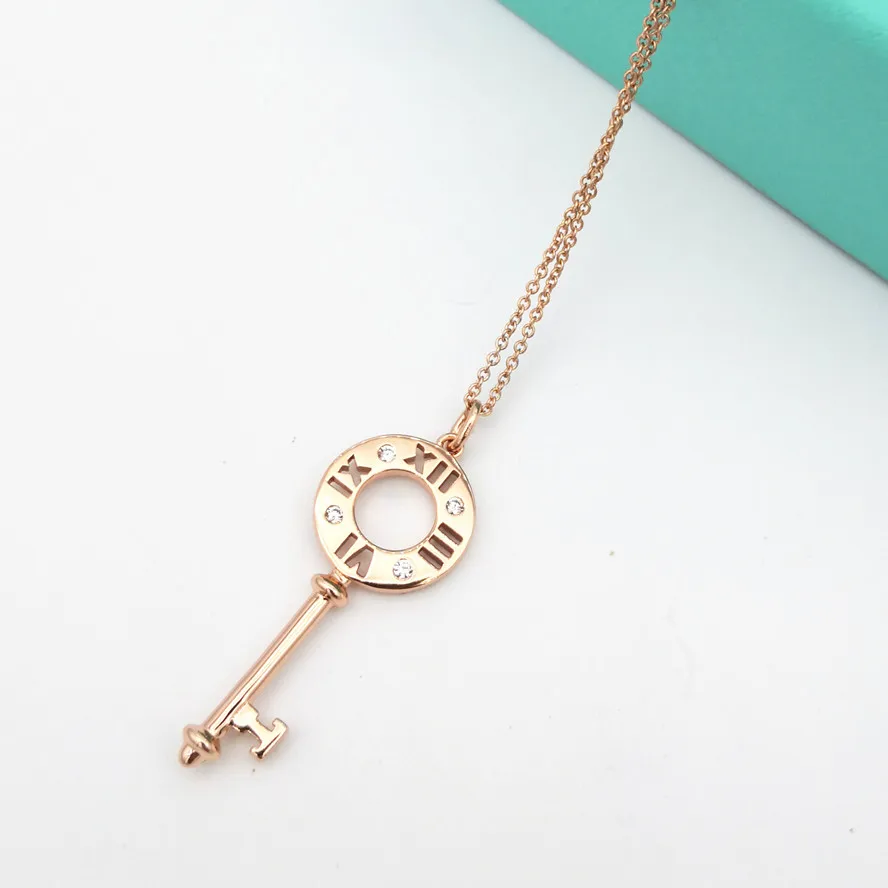 

New Women's S925 Sterling Silver Rose Gold Roman Numeral Key with Zircon Pendant Necklace