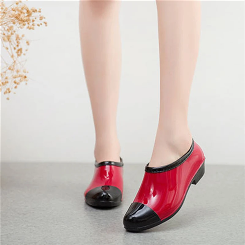 Женские резиновые сапоги для кухни Ботильоны на не сужающемся книзу массивном