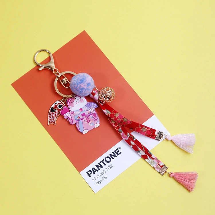 Tranditioal кимоно Maneki Neko Lucky Cat Fat Fortune Cat Брелок меховой шарик брелок для автомобиля сумка Подвеска для женщин D366 - Цвет: grey