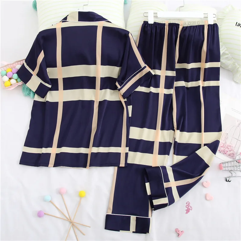 

Women's Short-sleeved Cardigan Pajamas Set Comfortable Skin-friendly Simple Women Pajamas Snow Silk Smooth Comfortable Home Wear