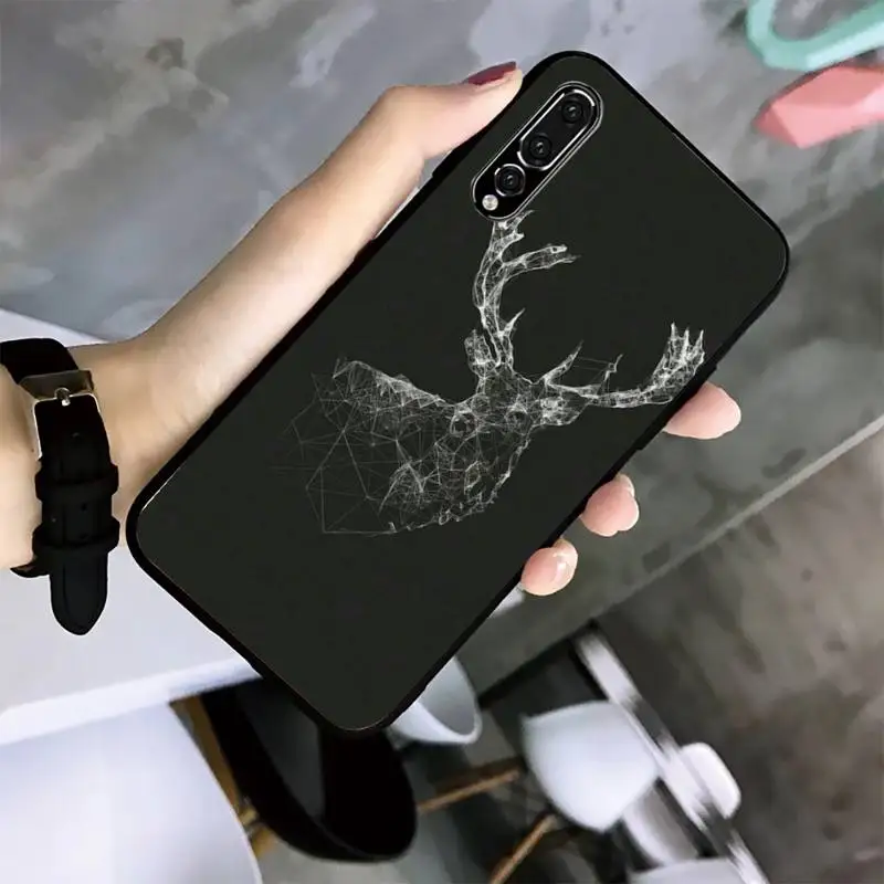 

YNDFCNB Sika Deer cartoo Phone Case For Huawei G7 G8 P7 P8 P9 P10 P20 P30 Lite Mini Pro P Smart Plus Black Soft TPU cove fundas