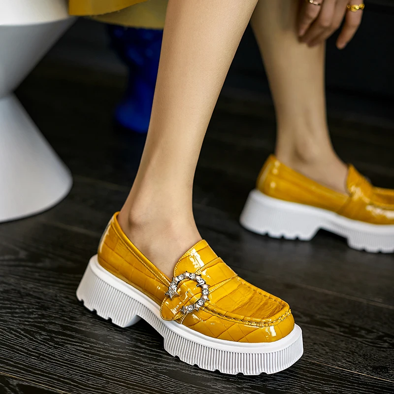 

New Oxford Shoes Woman Thick Bottom Platform Fringe Tassel Women Shoes Loafers Female Flats Patent Leather Slip on Ladies Shoes