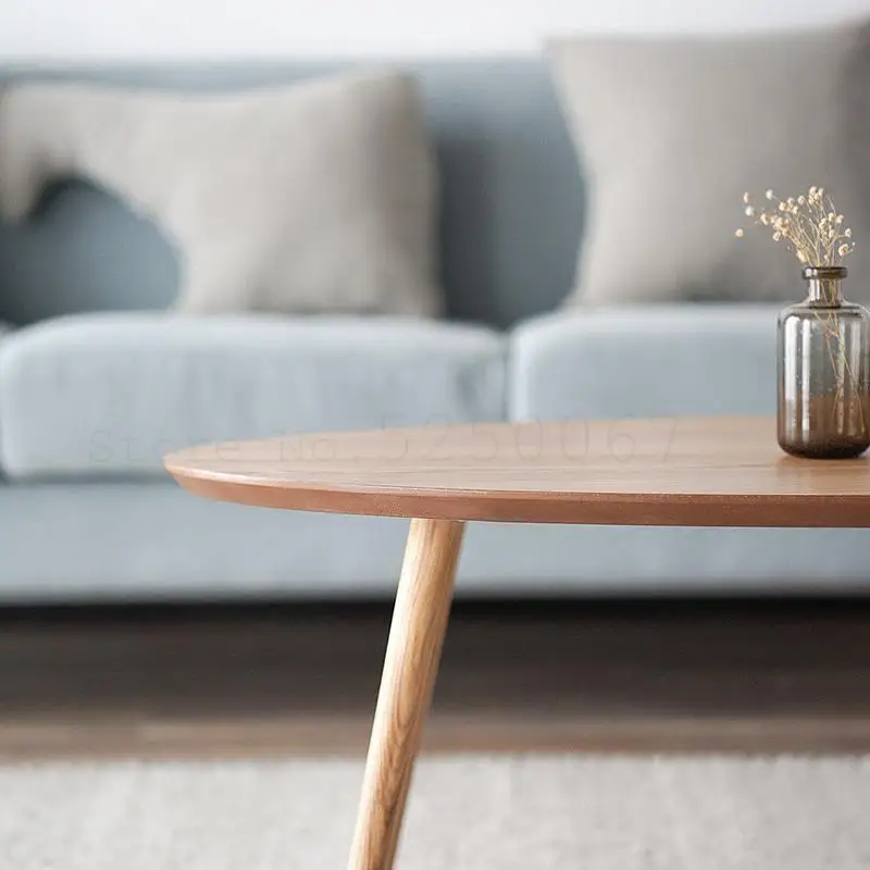 Маленький круглый чайный столик из массива дерева в Северном Европейском стиле