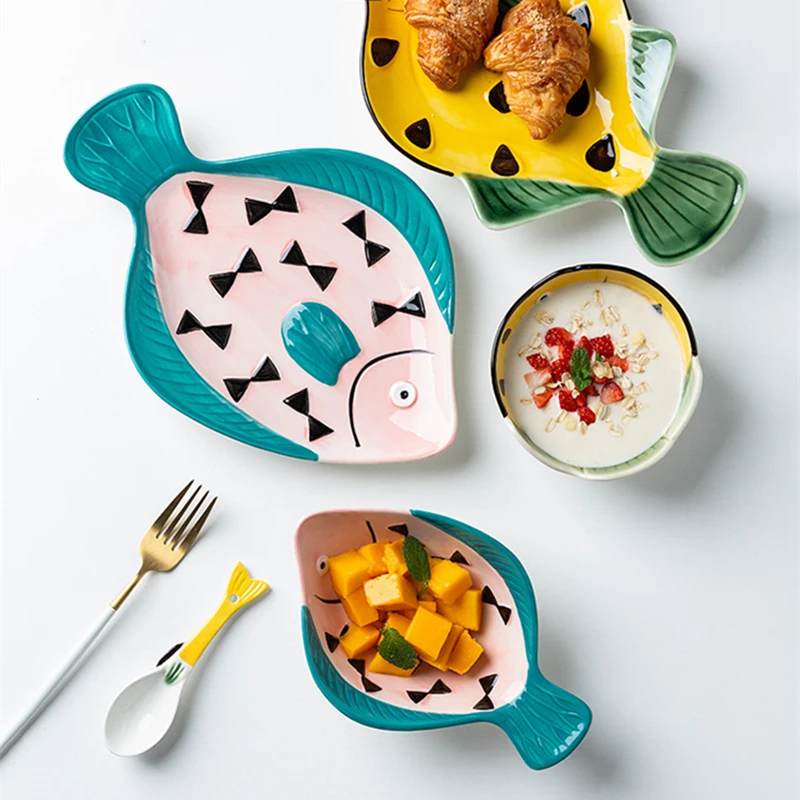 

Cute Cartoon Baby Ceramic Tableware Fish Shape Pink Yellow Creative Personality Bowl Plate Spoon Set Home Kitchen Utensils