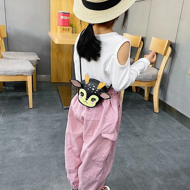 

Korean cartoon fashion baby Messenger Bag Mini cute fashion one shoulder bag zero purse is convenient and practical