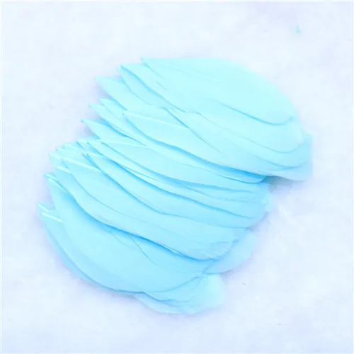 Light blue 50 шт в наборе, 5-8 см натуральный красочные гусиное перо для украшение ручной работы для изготовления Свадебная вечеринка Декор Аксессуары Свадебные украшения - Цвет: Light blue