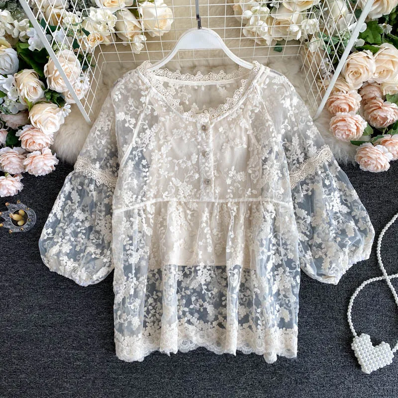 Дворцовый стиль с пышными рукавами ретро Кружевная блуза вышивкой 2020 Новая