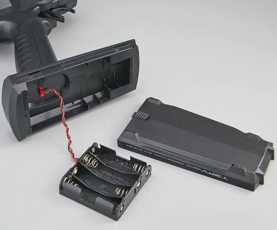 Futaba 2,4G 3-канальный блок питания с промежуточной пистолет дистанционного Управление 3PV поддерживает FHSS/S-FHSS/T-FHSS штрих-кода с приемником для RC автомобиль на радиоуправлении