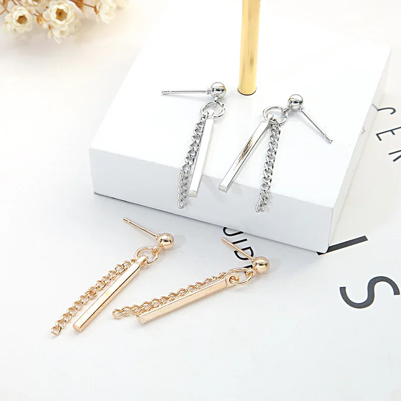 Ins cool wind-encrusted Асимметричные яркие женские сережки простой темперамент дикая