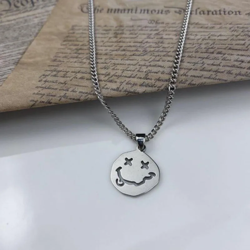 

Cute Smiley Face Silver Color Necklace Women's Hip Hop Punk Chain Smile Pendant Necklace for Women Girl Kpop Couple 2022 Jewelry