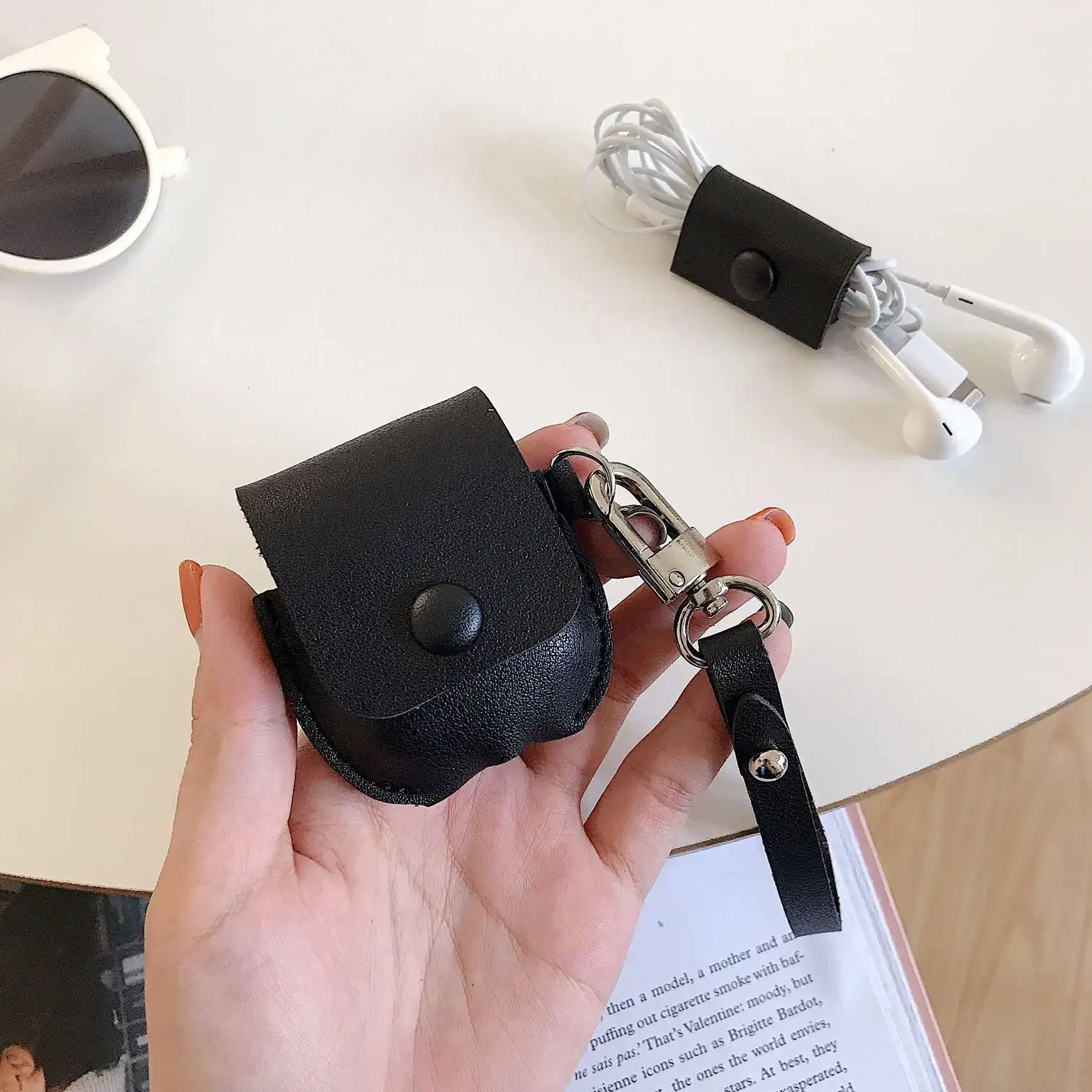 D6 Роскошный кожаный чехол для apple airpods 2, чехол, беспроводная Bluetooth Крышка с зарядным кабелем, защитный чехол, кожаный чехол для наушников - Цвет: D6