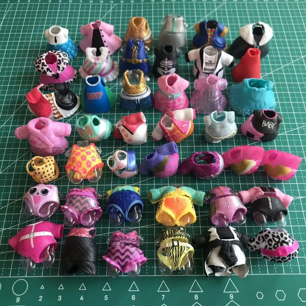 Случайная отправка 5/10/20/шт./партия оригинальные платья костюмы для кукол 8 см Big