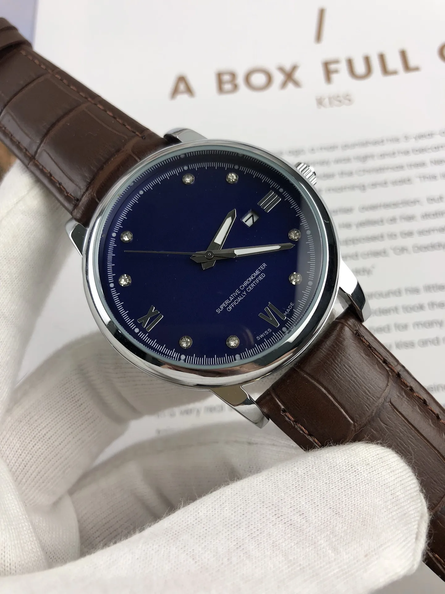 

Fashionable young men's high grade business wristwatch waterproof wristwatch high grade wristwatch