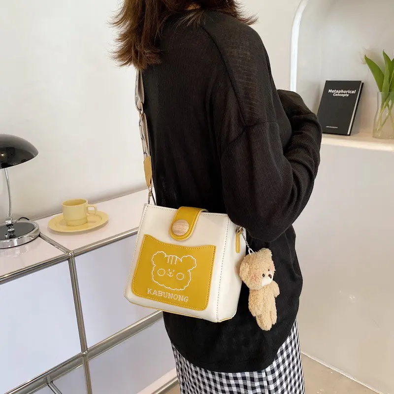 

Shoulder Bags Crossbody Bags for Women Designer Saddle Women Bag Handbag Purse PU Leather Fashion All match Simple Solid Color