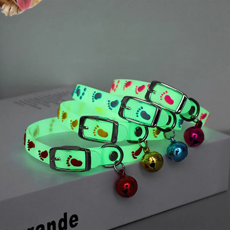 Pet Glowing Collars With Bells Fluorescent Silicone Cat Dog Collar Puppy Luminous Neck Ring Night Walk Anti-lost Pet Accessories