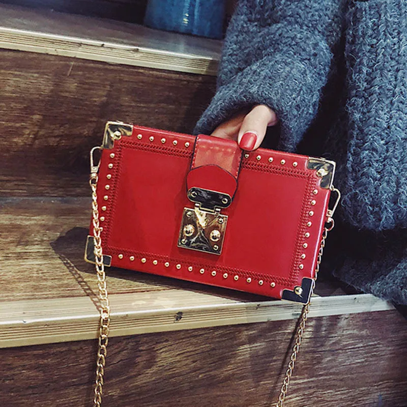 Red Fashion Vintage Rivet Designer Bag Box Style Buckle PU Women Clutch Bag Chain Purse Shoulder Bag Crossbody Small Flap Handbag - Цвет: Red