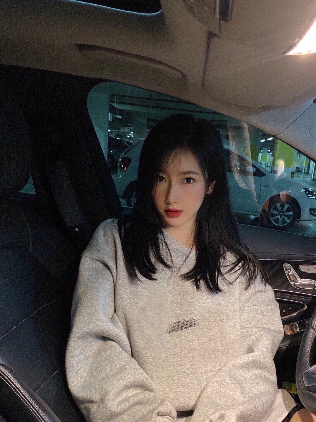 

2021 couple models starry sky gray hot diamond three-dimensional diamond logo casual sweater street style