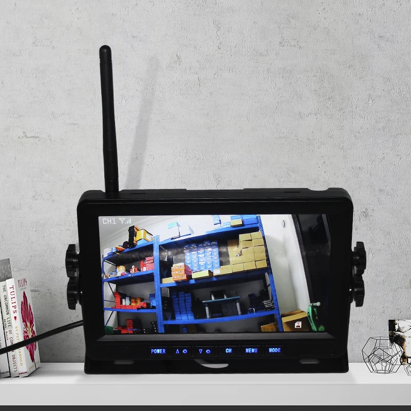 Камера заднего вида AHD беспроводная цифровая 4 канала DVR для