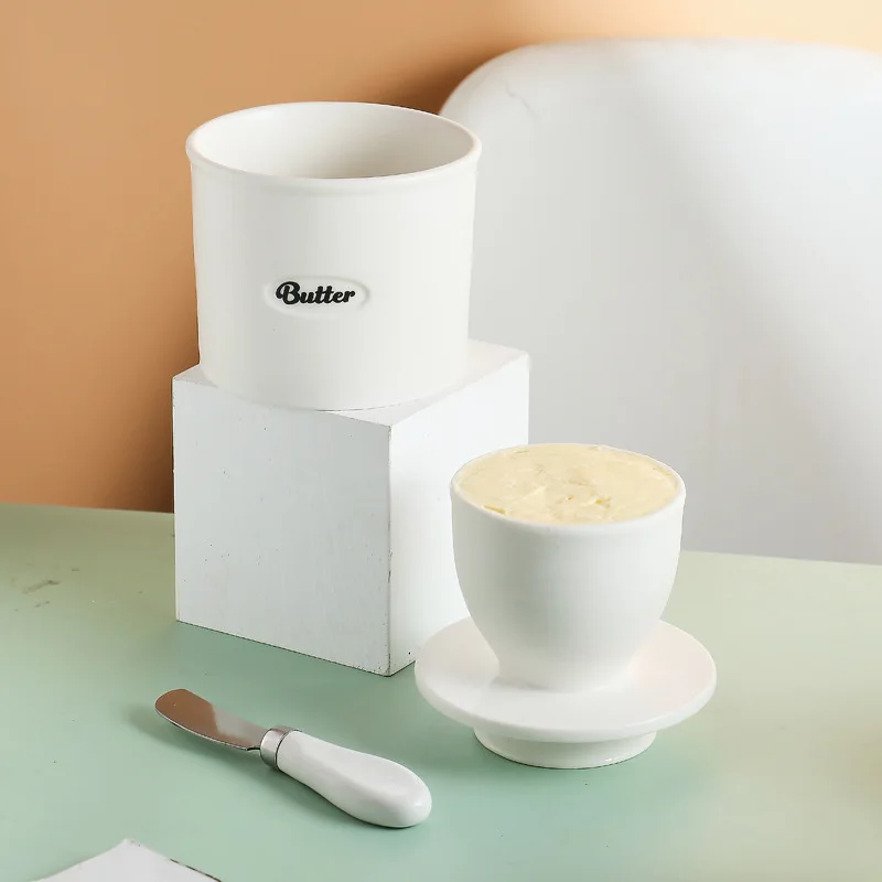 Western-Style Ceramic Butter Boxs 500ml Household Restaurant Cheese Sealed Jars With Knives Creative Simple Letter | Дом и сад