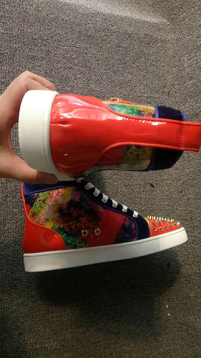 Туфли мужские из лакированной кожи на плоской подошве со шнуровкой разноцветные