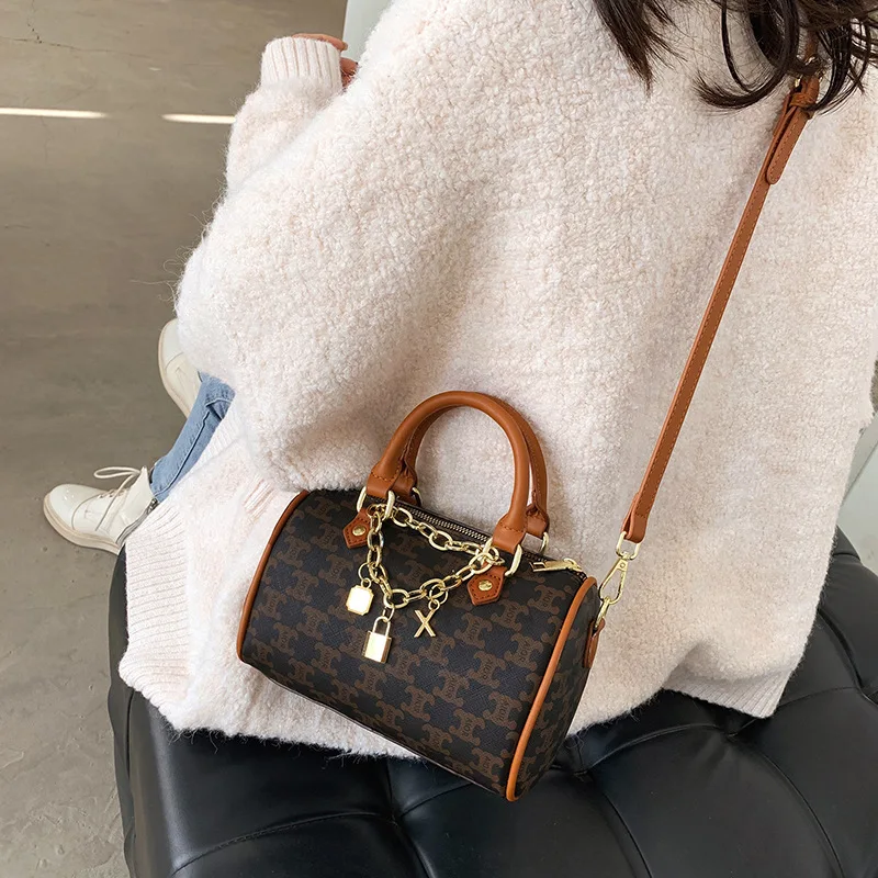 

Boston Women's Bag 2021 New Retro Pillow Bag Mini Portable Small Bag Wild Shoulder Messenger Bag