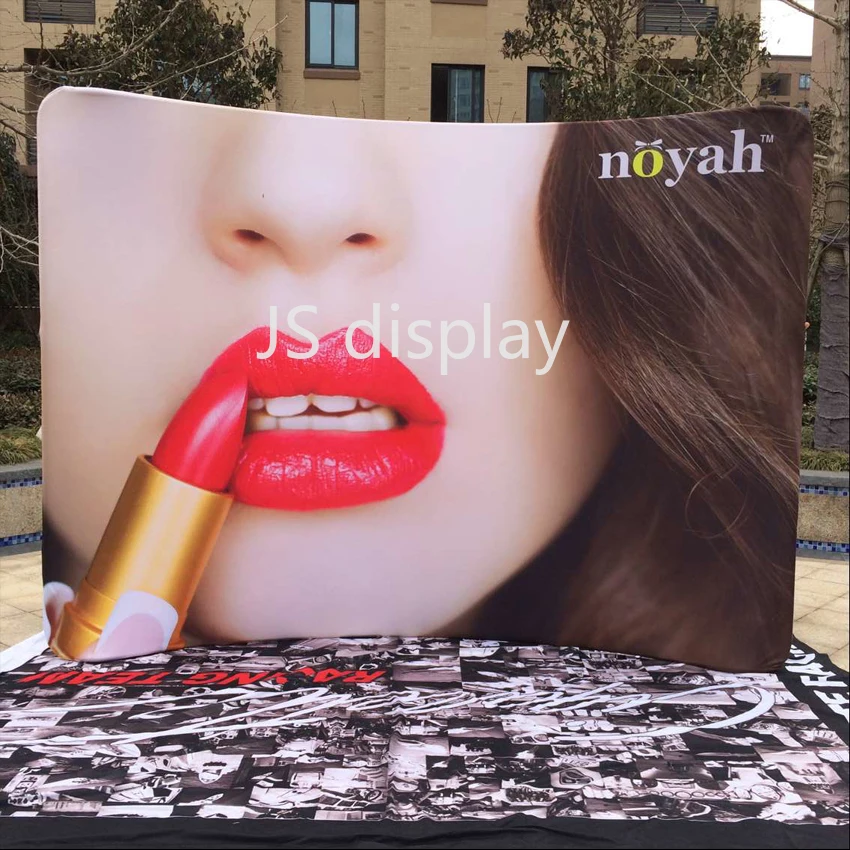 400 см x 250 изогнутый выставочный дисплей с пользовательской графической