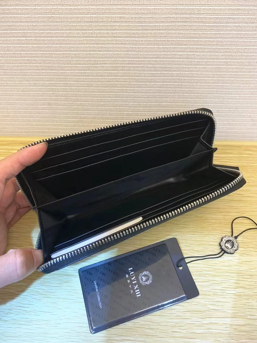 

New style men's long wallet luxury brand leather fashion high quality leisure crocodile leather cowhide zip wrist bag LUYI XIII