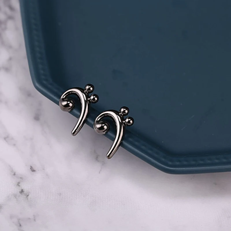 Брошь в виде музыкальных нот саксофона инструмент брошь из тонкого сплава