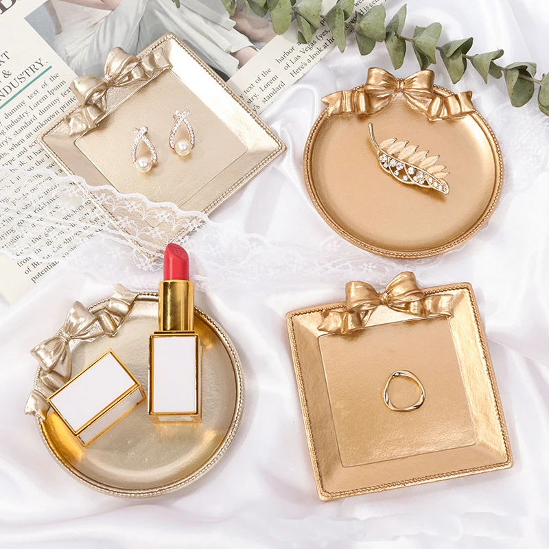 

Nordic retro resin bow golden old jewelry plate earring tray decoration ornaments for photo photography props