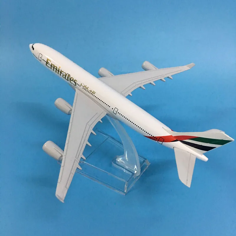 Модель самолета JASON TUTU 16 см модель Emirates Боинг B747 из литого металла 1:400 игрушка