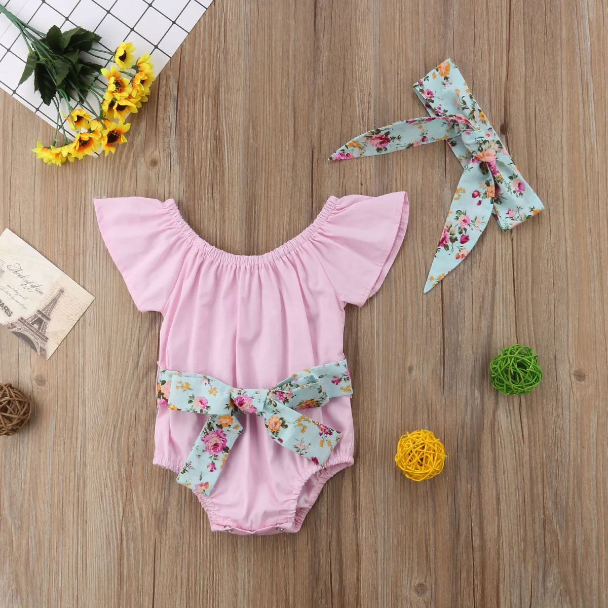 

Летний комбинезон для маленьких девочек, однотонный комбинезон с рукавами-летучими мыльями + ремень с цветочным принтом + повязка на голову