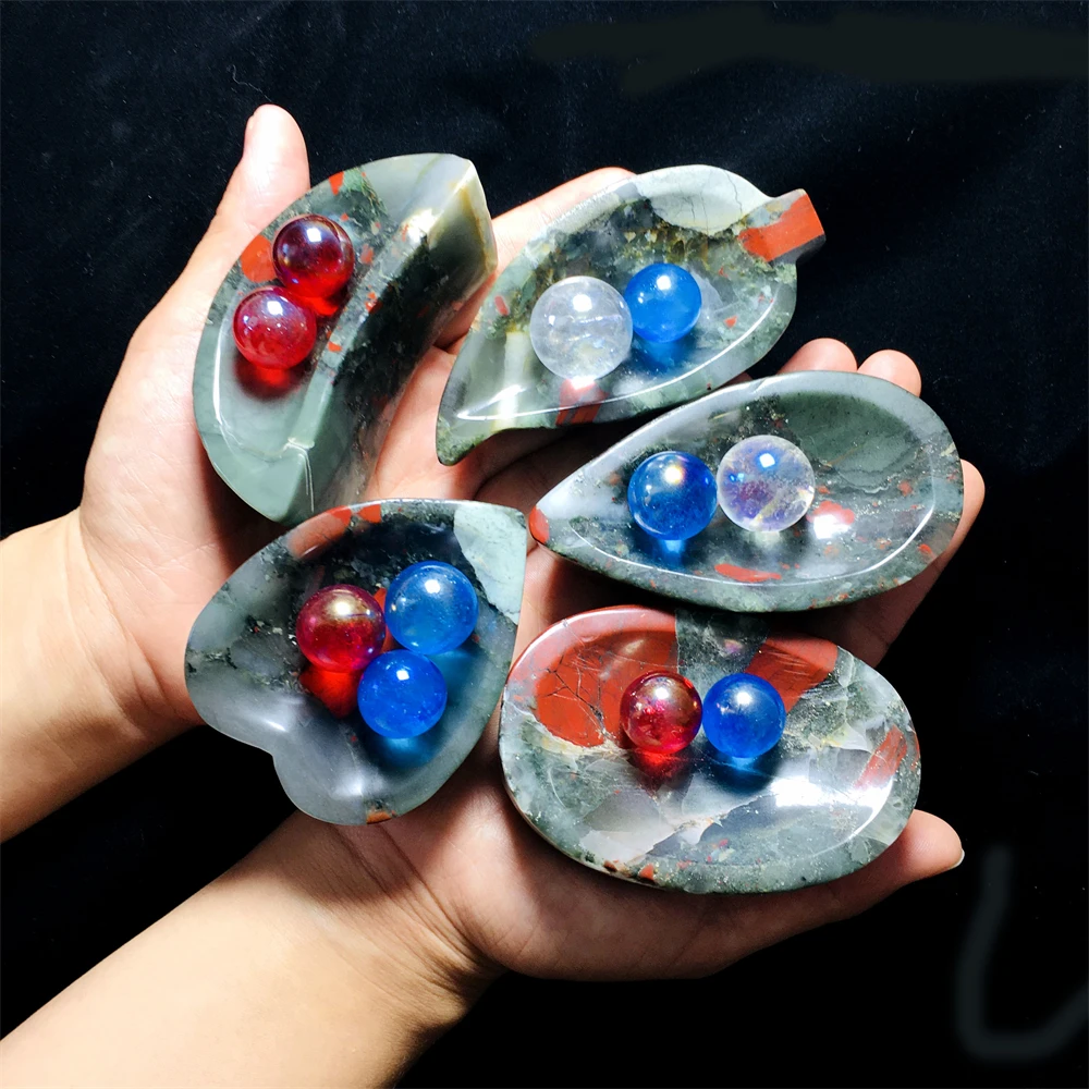 Natural Stone African Dragon Blood Stone Hand Polished Heart Shape Leaves Bowl Ashtray Home Spirit Decoration and Gift Healing