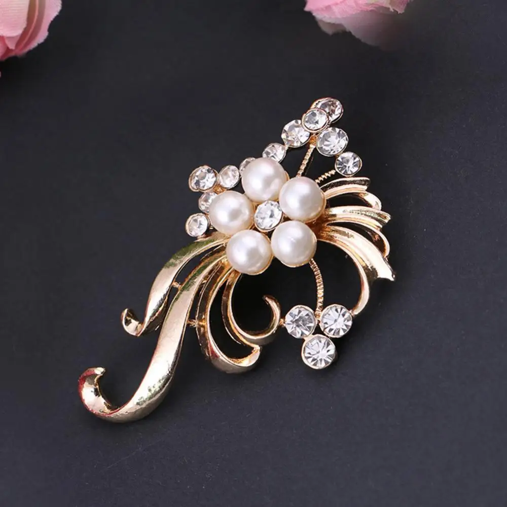 

Elegant Wedding Party Women Peacock Faux Pearl Rhinestone Inlaid Brooch Pin