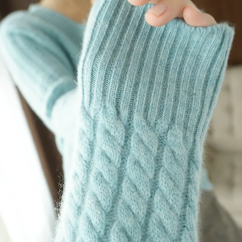 

Autumn and Winter New Cashmere Sweater Woman V-neck 100% Pure Wool Pullover Loose Knitted Base Sweater to Keep Warm
