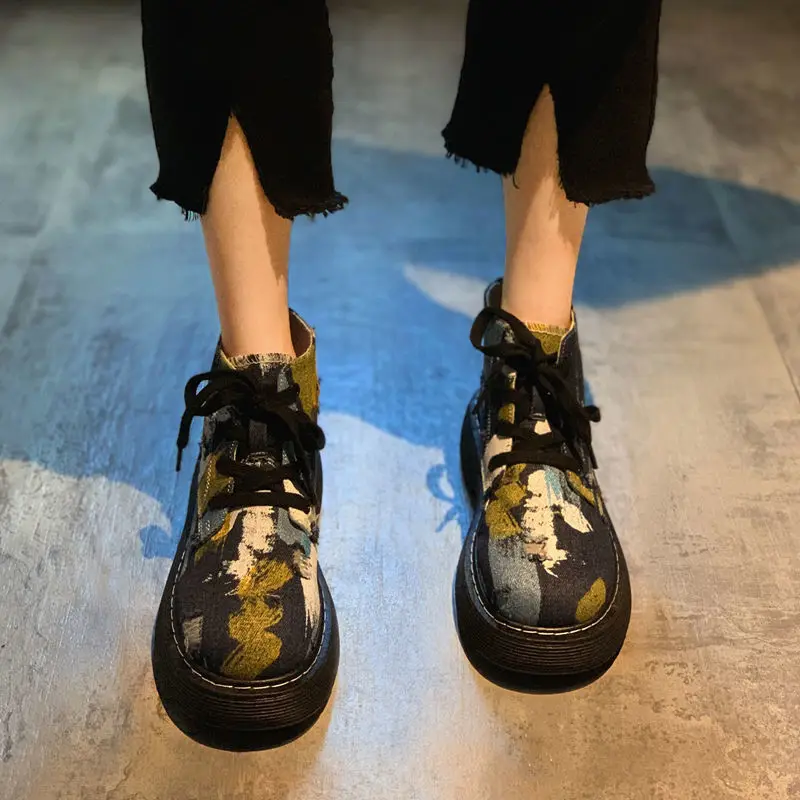 

Женские ботинки-мартинсы Oraqwlj, повседневные холщовые ботинки на плоской платформе, с круглым носком, на шнуровке, на толстой подошве, с графф...