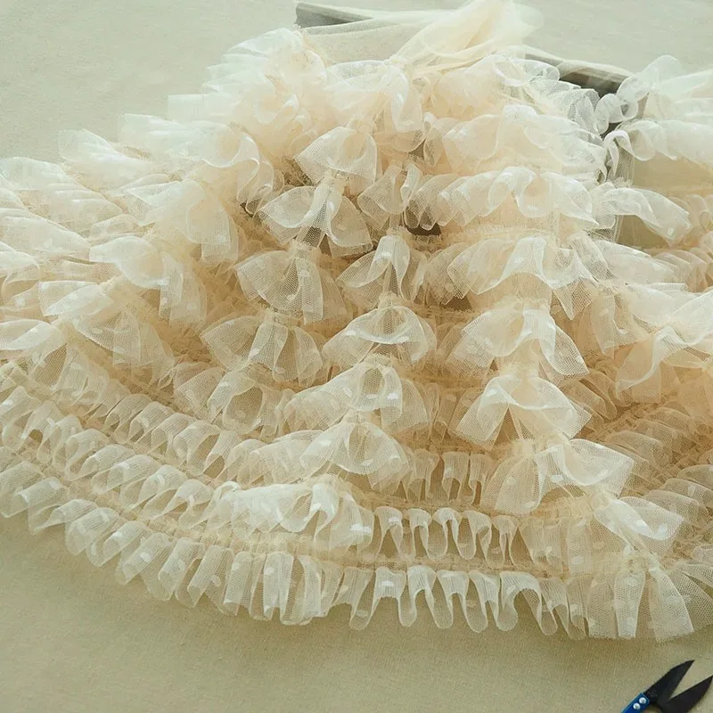 Кружевная ткань 2 м 40 см широкая с оборками подол в горошек плиссированная