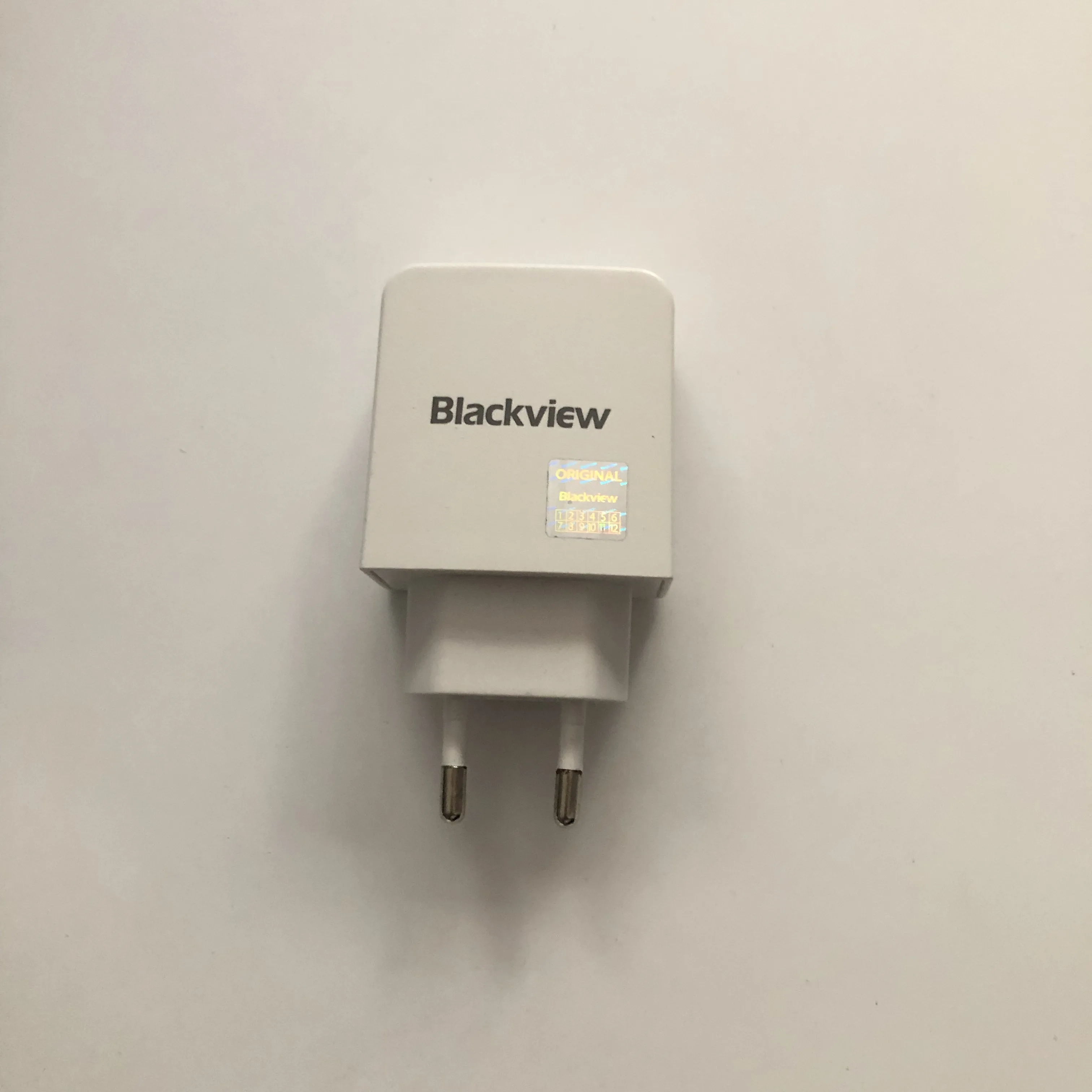 

Blackview BV6000 New Travel Charger + USB Cable USB Line For Blackview BV6000S MTK6735 Quad Core 4.7inch HD 1280*720 Smartphone
