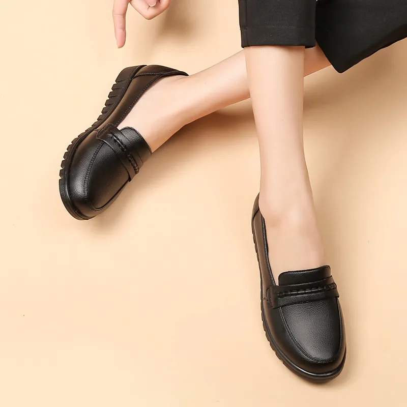 

Big size 41-42 Spring Fold Leather Flats Female Shoes 2021 New Arrival Microfibre Leather Sneakers WomenMom Casual Lazy Loafers