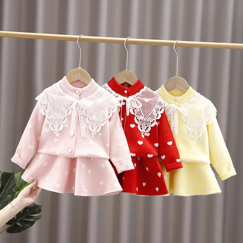 

Bear Leader/костюм со свитером для девочек осенне-зимняя стильная юбка в западном стиле детская куртка принцессы кружевное платье костюм из двух...