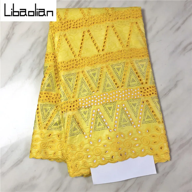 

2020 African Bazin Riche Fabric Punch holes With Stones Latest Cheap Embroidery Bazin Lace Fabric For Man And Woman Dress Q208-6
