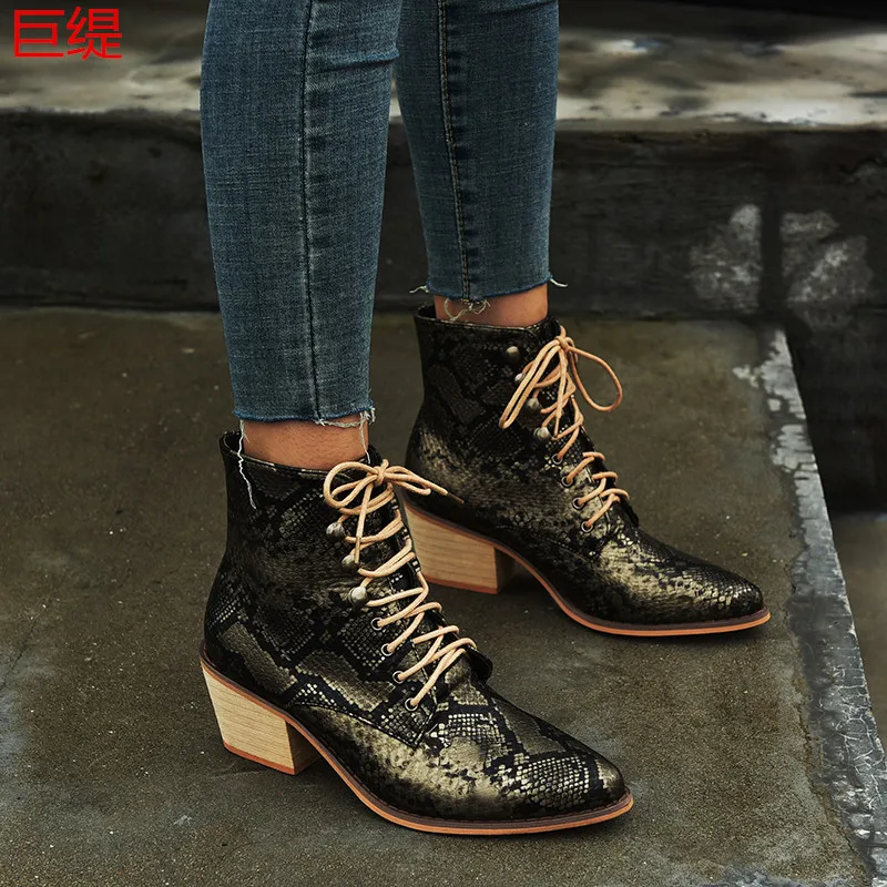 Туфли в сдержанном стиле для отдыха зрелых женщин женские ботинки Ботинки с