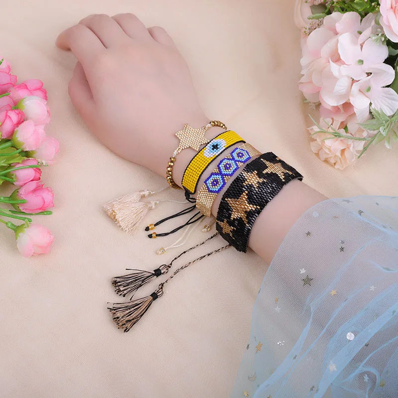 Женский браслет Миюки с бусинами и звездами|Браслеты шармами| |