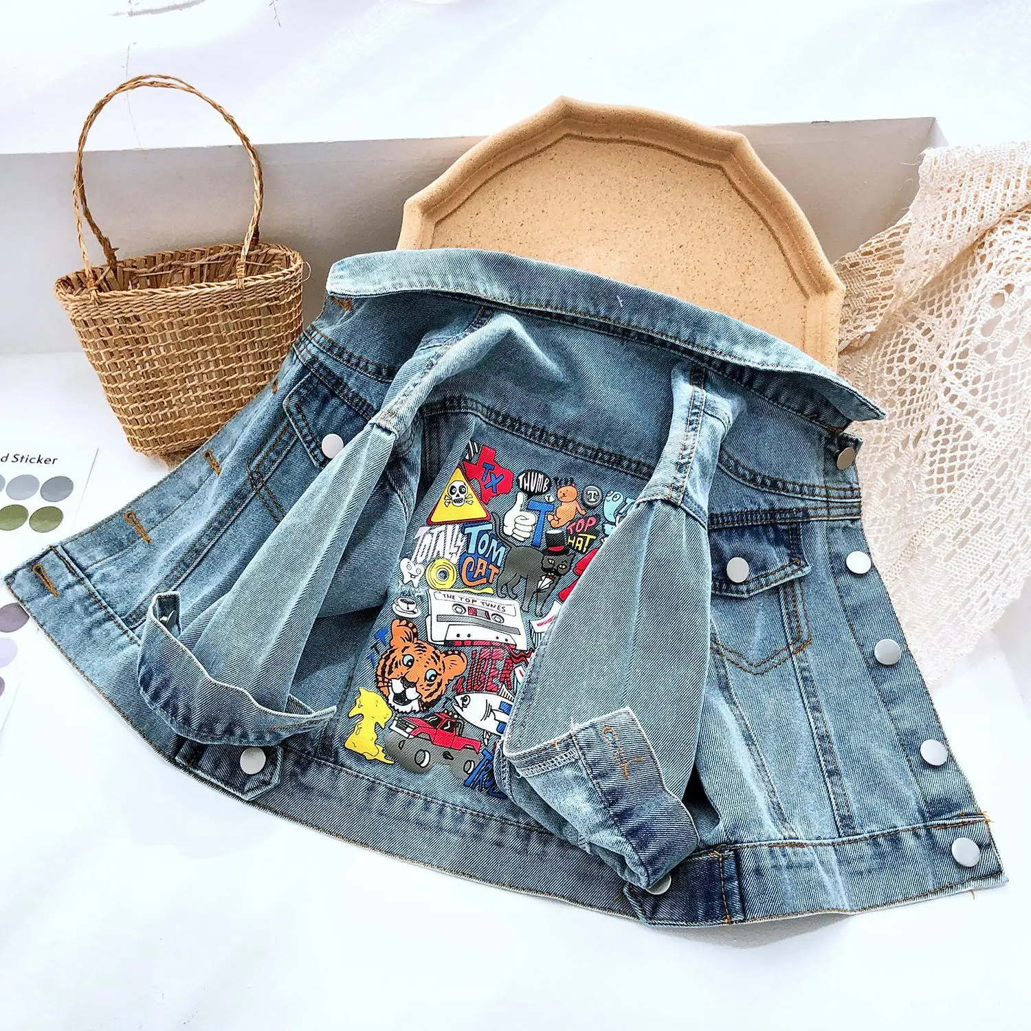 

Thunderers Baby Girls Spring Autumn Jackets Cartoon Print Jeans Coats Boys Girls Denim Outerwear Costume 2-6 Years