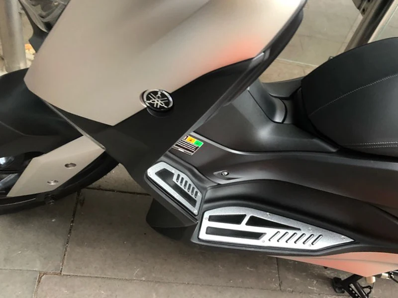 MTKRACING New Motorcycle accessories For Yamaha XMAX 300 X-MAX 250 300 Foot Pegs Footrest Step Pedal Foot plate