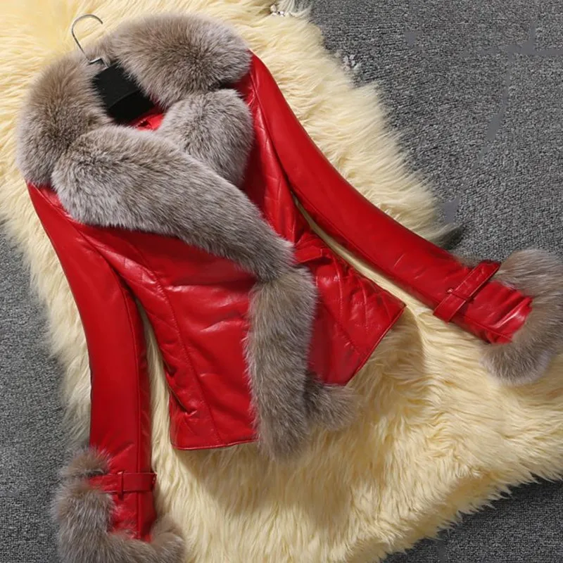 Новинка зимы 2018 тонкая короткая шуба из искусственного лисьего меха