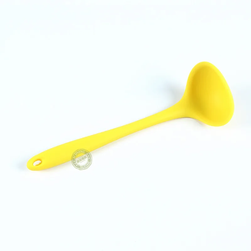 Yellow Силиконовая ложка-ковш, термостойкая суповая ложка с длинной ручкой, с гигиеническим твердым покрытием, FDA, кухонные принадлежности, инструменты для приготовления пищи - Цвет: Yellow