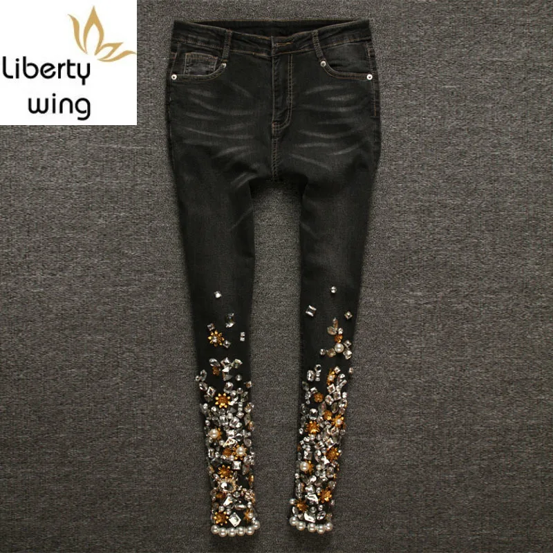 Женские джинсы с вышивкой черные облегающие брюки-карандаш модельные длинные