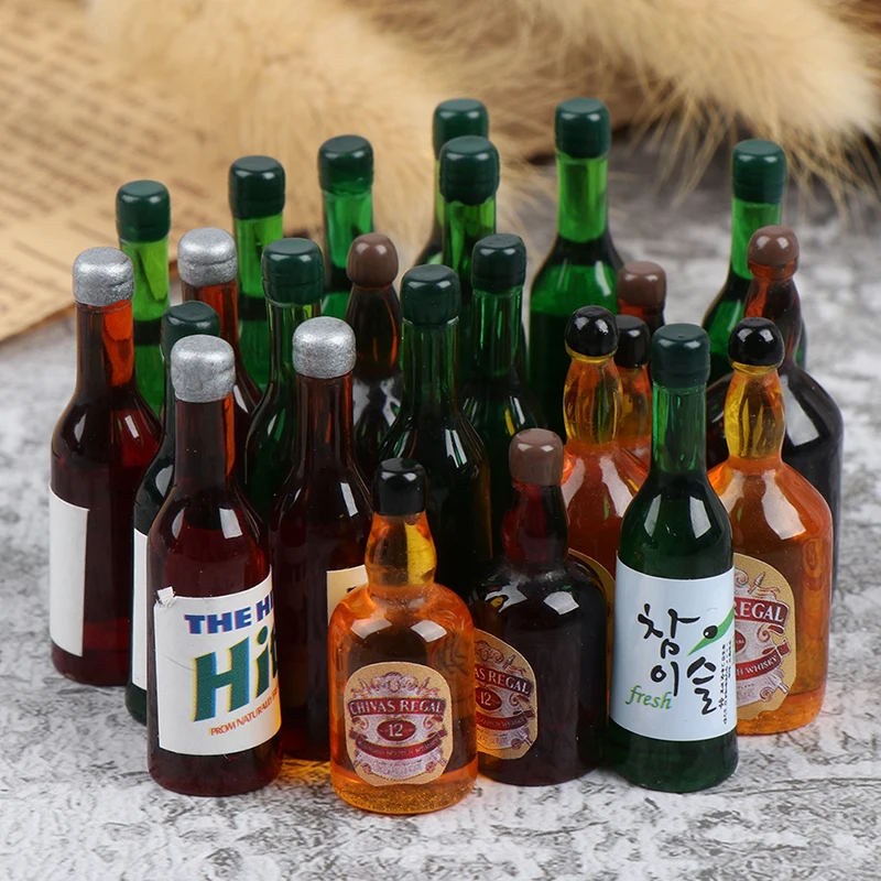 

8pcs Mini Wine Bottles Model Dollhouse Miniature 1:12 for Doll House Decoration