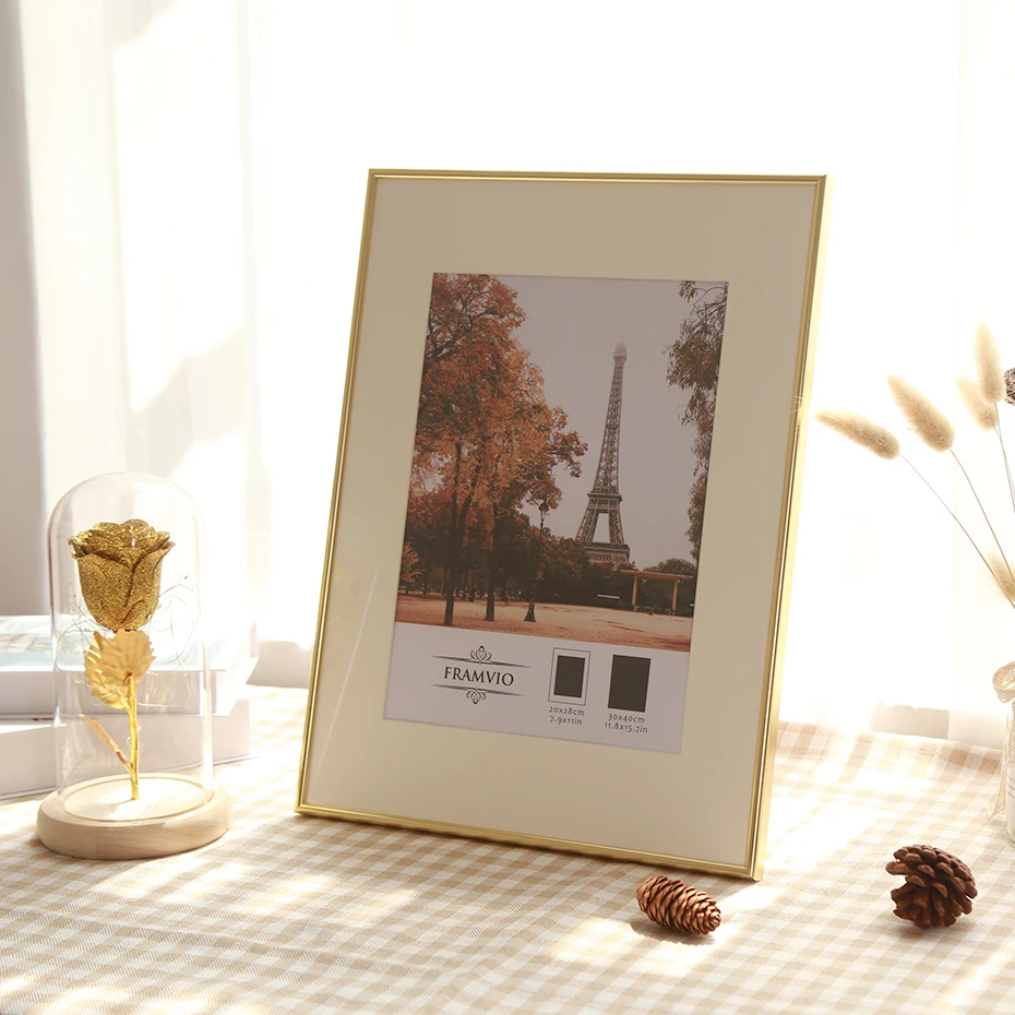 

Gold Photo Frame 30x40cm Without Mat or 20x28cm with Mat Metal Picture Poster Wall Hanging Frame for Interior Home Decoration