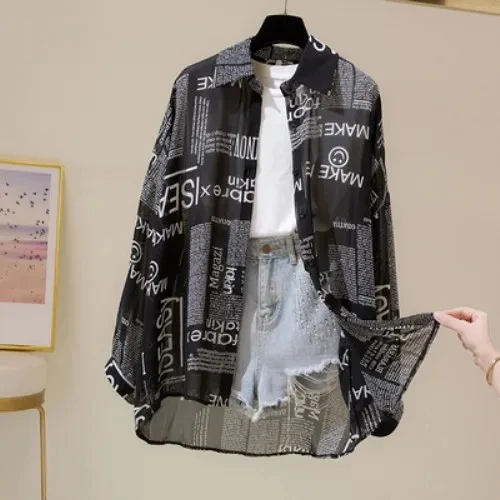 Женская свободная рубашка с длинным рукавом TSXT Солнцезащитная одежда газетами в